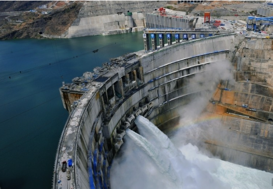 全球水电行业起重载荷最大的坝顶运行正常