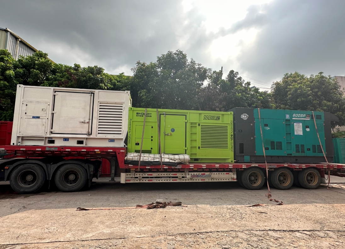 2000kw发电机出租价格是多少?